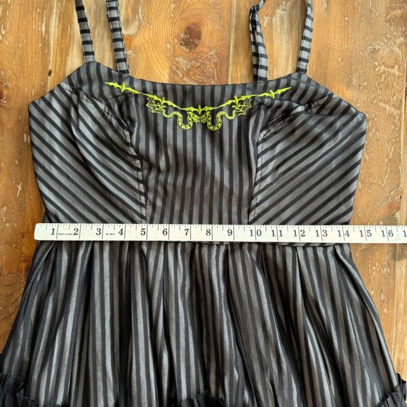 Hot topic Beetlejuice Dress Small Goth Dress Punk Rocker - Picture 13 of 16